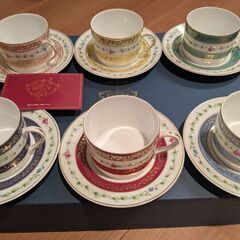 ロワイヤル リモージュのコーヒーカップセット　未使用の画像