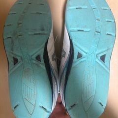 ミズノ　テニスシューズ　27.5cmの画像