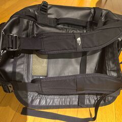 THE NORTH FACE ダッフルバッグ S 50L ブラックの画像
