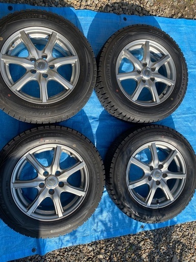 205/65R16スタッドレスタイヤ
