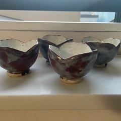 焼き物　☆☆　梅の花小鉢　直径9xH7cm　☆☆　4コセットの画像