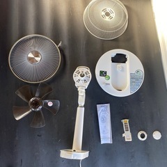 引取限定　扇風機　リモコン付　温度センサー付　の画像