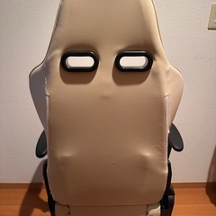 ゲーミングチェアの画像