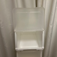 半透明収納ボックス×4の画像