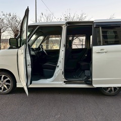 Bluetoothナビ付き☆月々1万円〜分割払い可❗️車検2年付き！【名義変更代込み】大人気☆日産 ルークスハイウェイスター☆Bluetoothナビ付き☆走行中DVD見れます☆電動スライドドア☆ドラレコ付き☆スマートキー☆フルオートエアコン☆純正アルミ！事故修復歴無し☆そのまま乗って帰れます❗️の画像