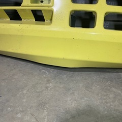 ダイハツ　エッセ　フロントバンパーの画像