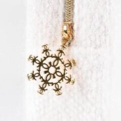 🧑‍🎄X'masギフト🎁 残り2点‼️お買い得‼️入手困難‼️ 【2025-26 新作 CHANELポーチ付き トータル ルック セット】男女兼用•正規品の画像