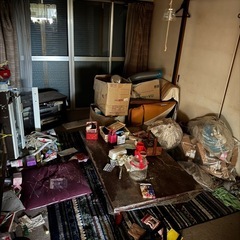 【時給1000円、1日3時間からOK】空き家のゴミ分別・清掃作業のお仕事の画像