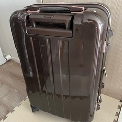 スーツケース　濃茶　鍵付き　　　　の画像