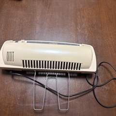 ラミネーターの画像