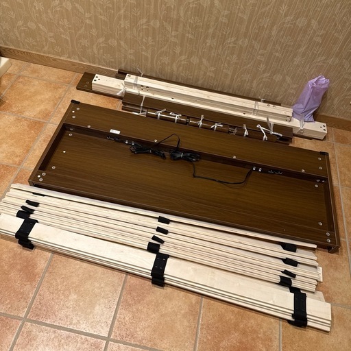 IKEA HALVED ハルヴド ラグ 170x240 cm 職人の丁寧な手織 HALO