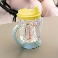 キリンのソフィー　ハンドラトル（ガラガラ）、マスコットカップ　の画像