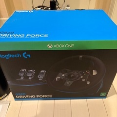 Logitech G920 ハンコンとスタンドセットの画像
