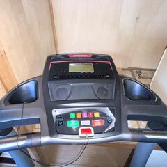 Johnson 8.1 トレッドミル ルームランナーの画像