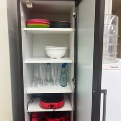 食器棚（174×40×46）の画像