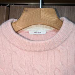 【Mila Owen】ミラオーウェン ウール混短丈ケーブルニットプルオーバー ピンクの画像