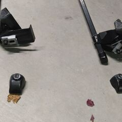 テルッツォ　Terzoのルーフバー、1台分2本セットの画像