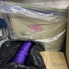 パイプ椅子　座布団　無料の画像