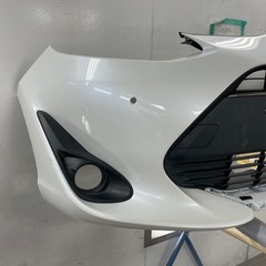 アクア　フロントバンパーの画像