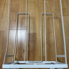 【定価4500円・tower】山崎実業(Yamazaki) ダンボールストッカー ホワイト 約W30×D23×H43.5cm タワー tower 段ボール 収納 キャスター付 そのまま結束できる 3303の画像