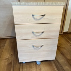 デスク用ワゴンの画像