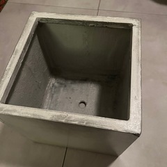 鉢 植木鉢 大鉢　30cm×30cm×30cm 軽量セメントの画像