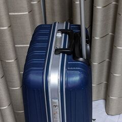 JERAGE ハードシェル キャリーケース ネイビー 鍵無しの画像