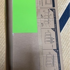 黄緑色の組み立て式カラーボックスの画像