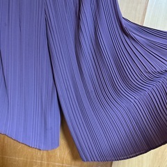 UNIQLO プリーツパンツの画像
