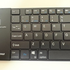BUFFALO Bluetooth折りたたみキーボード BSKBB700の画像