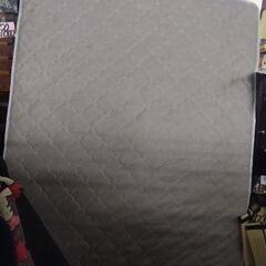 2022年製　極上美品　ダブルベット　マットレス　ベッド　フレームの画像