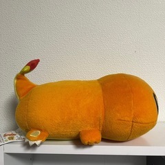 ヒトカゲぬいぐるみの画像