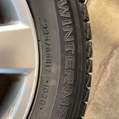 DUNLOP製スタッドレスタイヤの画像