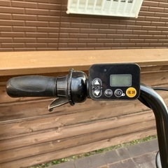 電動自転車 　BRIDGESTONE       bikke      　エコナビ搭載！　大容量8ah!               　    　 5段階中5　 実容量81%〜100%の画像