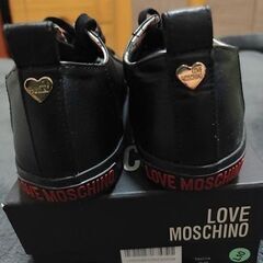 LOVE MOSCHINO レディーススニーカー(23.5)の画像
