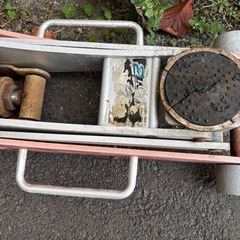 フロアジャッキ　2t   ゴム交換要相談❗️の画像