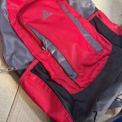 adidas リュックサックの画像
