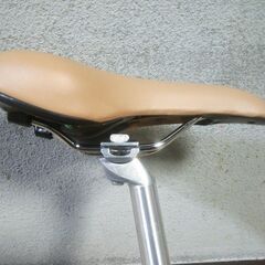 ★クロスバイク★スポーツサドル★ベージュ★の画像