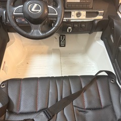 レクサス子供電動車の画像