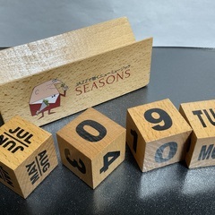 希少 トリス　万年カレンダー 柳原良平デザイン　木製カレンダー　アンクルトリスの画像