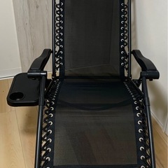 Amazonベーシック 椅子 折りたたみ ゼログラビティーチェア 2脚セット カップホルダー付き 中古の画像