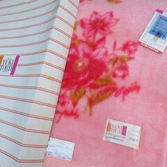 YUKI TORII 鳥居ユキ　日本製　未使用　ふわふわ毛布　箱付き　シングルの画像