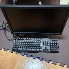 DELL パソコンモニター&キーボードの画像
