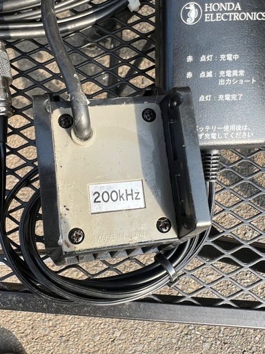 HONDEX HE-601GP GPS魚探 200kHz振動子・温度計・充電器付