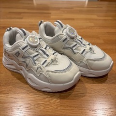 白スニーカー　19㎝の画像