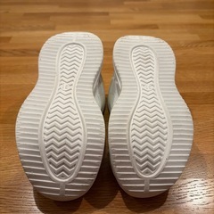 白スニーカー　19㎝の画像
