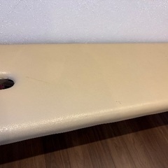 サロン用　マッサージベッドの画像