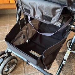 コンビ ベビーカー ディアクラッセ オート4キャス　トラッドブラウンの画像