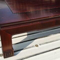 古い座卓の画像