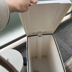 ゴミ箱あげますの画像